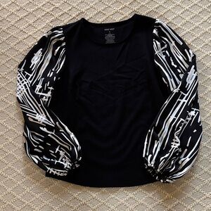 NWOT Nine West Mixed Media Puff Sleeve Top